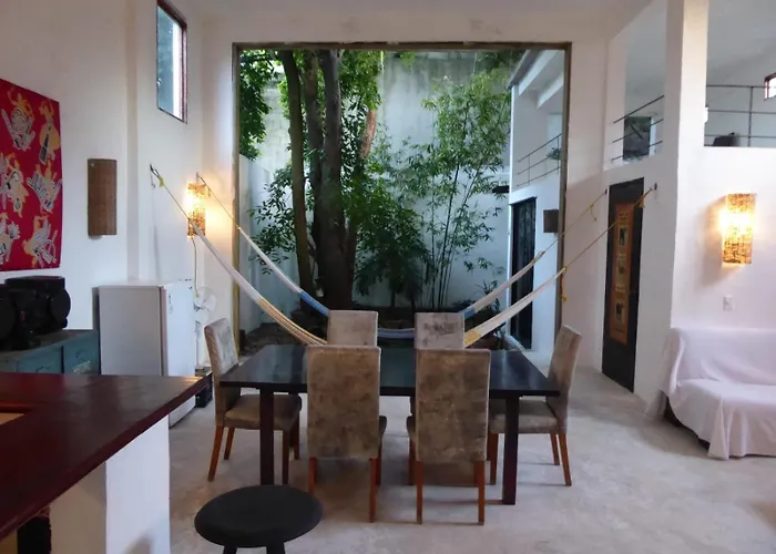 Siesta Fiesta Tree House